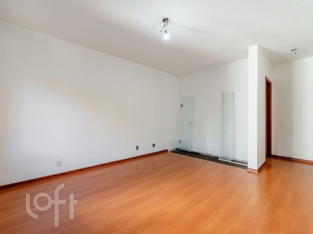 Apartamento com 110m², 3 dormitórios, 1 suíte, 1 vaga, Rio Branco em Porto Alegre