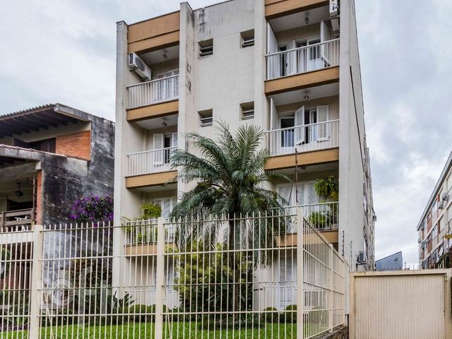 Apartamento com 103m², 3 dormitórios, 1 suíte, Cristo Redentor em Porto Alegre