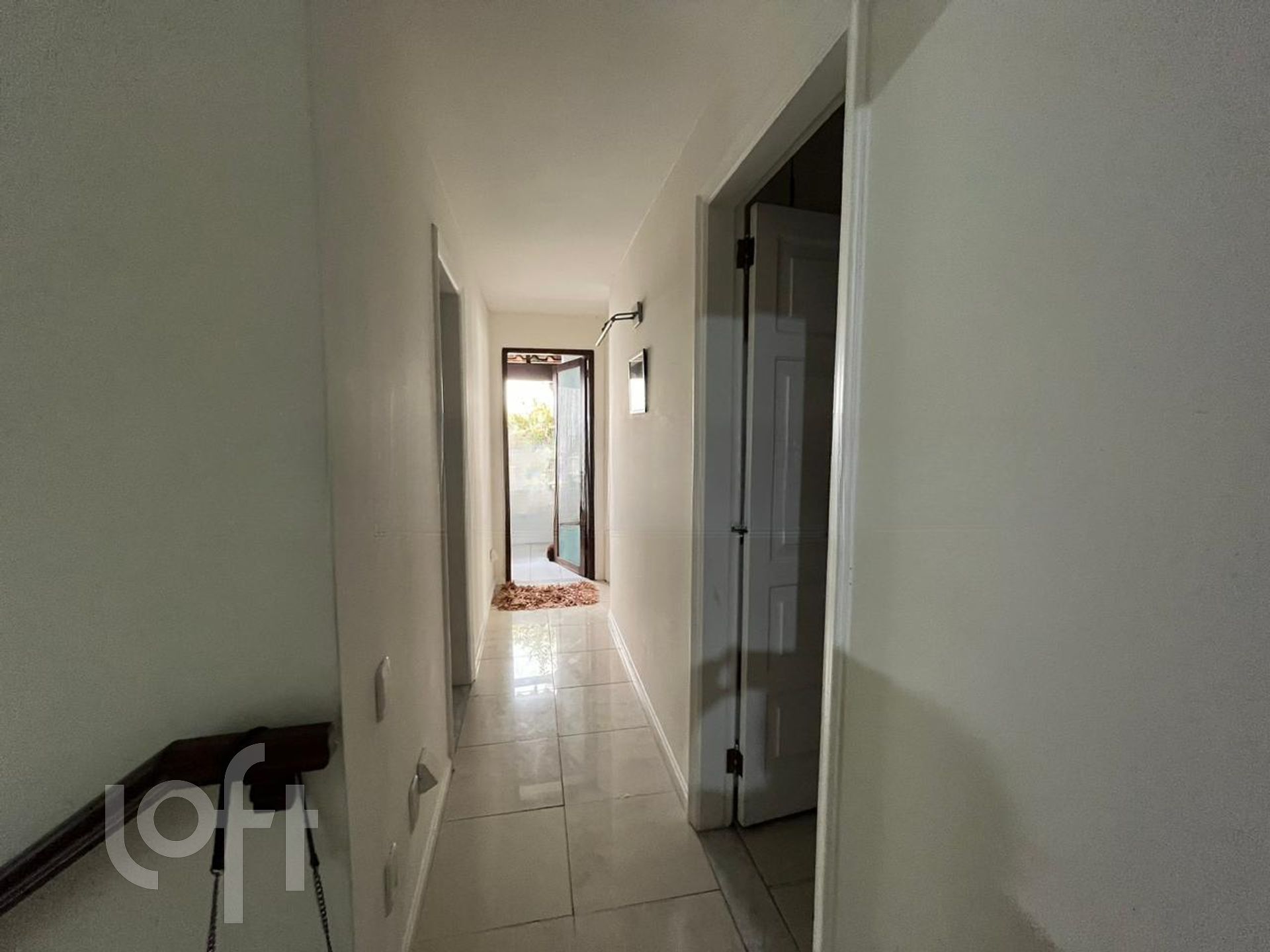 Casa à venda com 5 quartos, 140m² - Foto 28