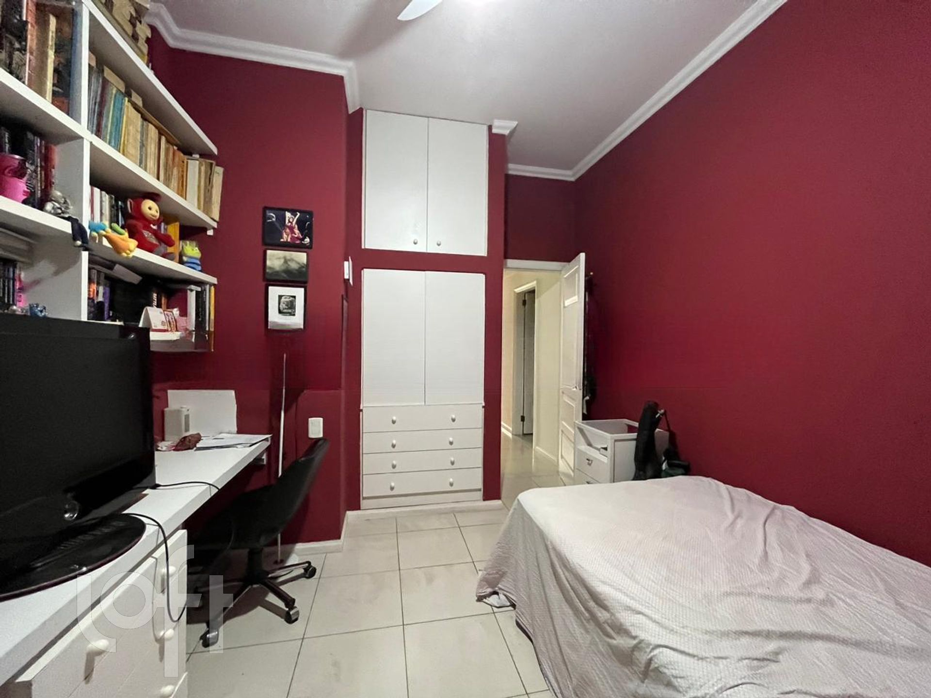 Casa à venda com 5 quartos, 140m² - Foto 25