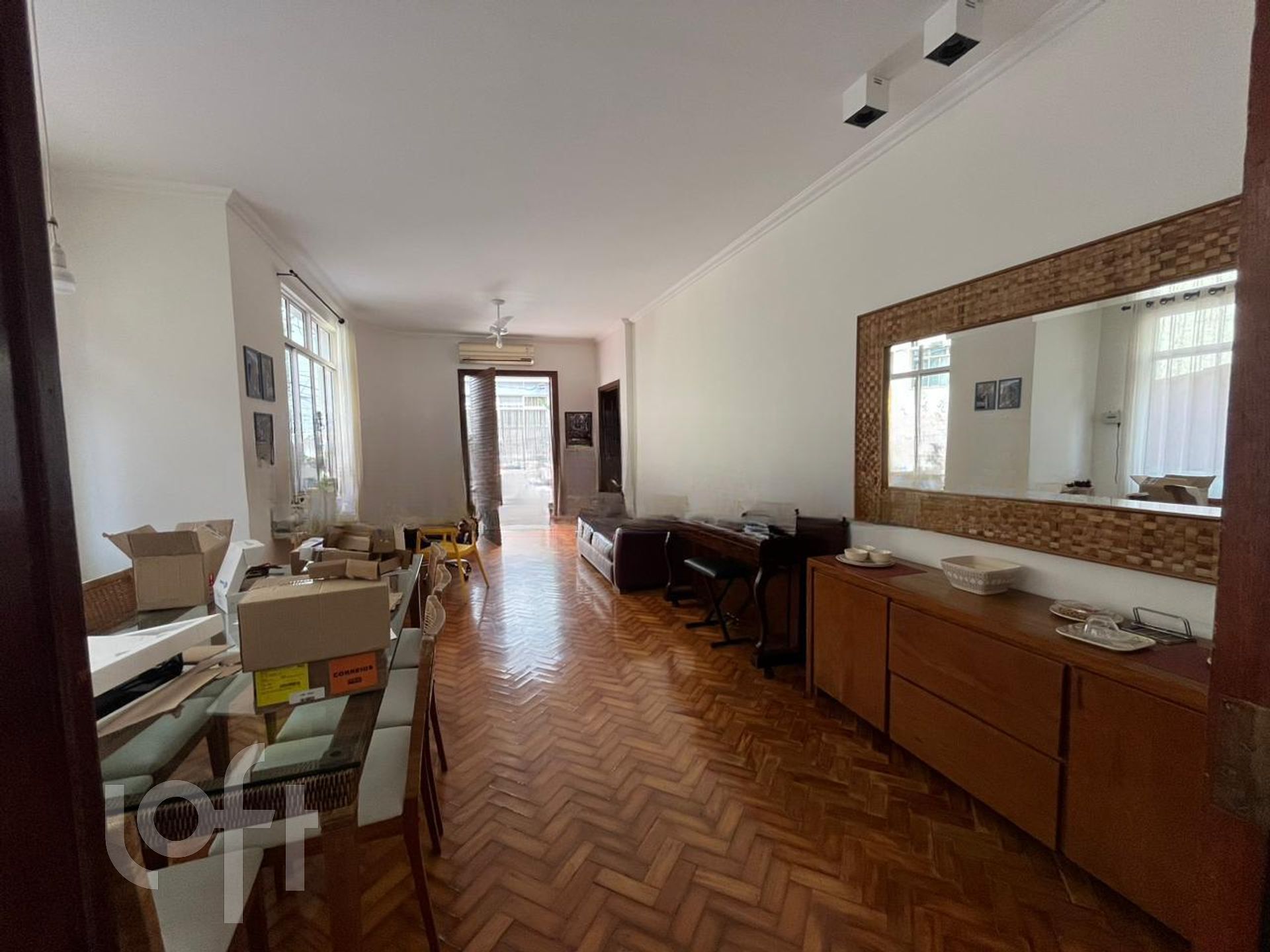 Casa à venda com 5 quartos, 140m² - Foto 9