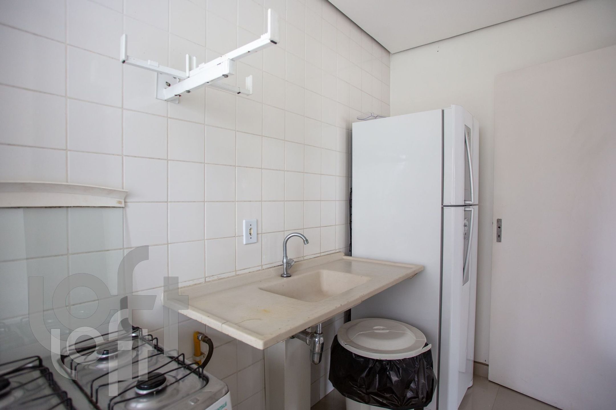 Apartamento à venda com 2 quartos, 43m² - Foto 19