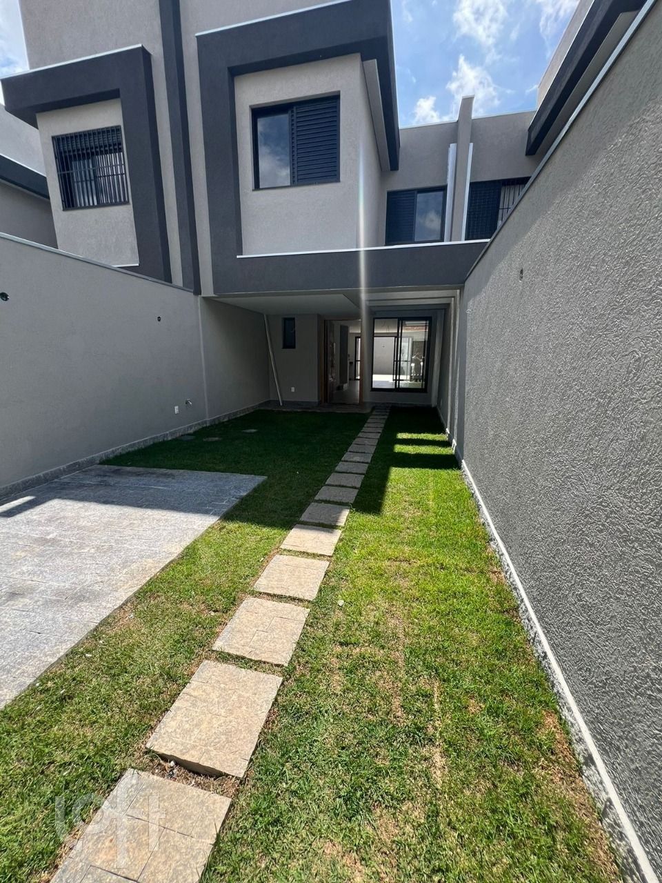 Casa à venda com 3 quartos, 150m² - Foto 14