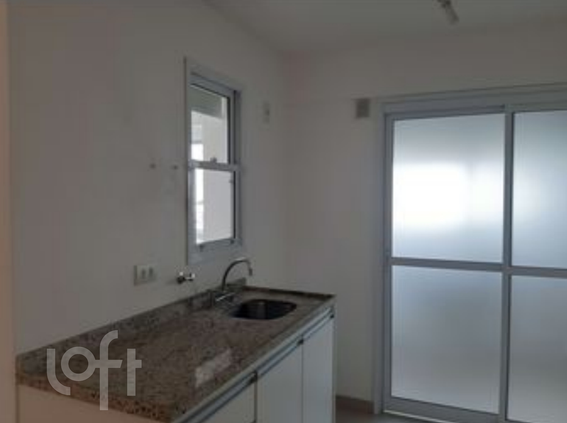 Apartamento à venda com 2 quartos, 80m² - Foto 5