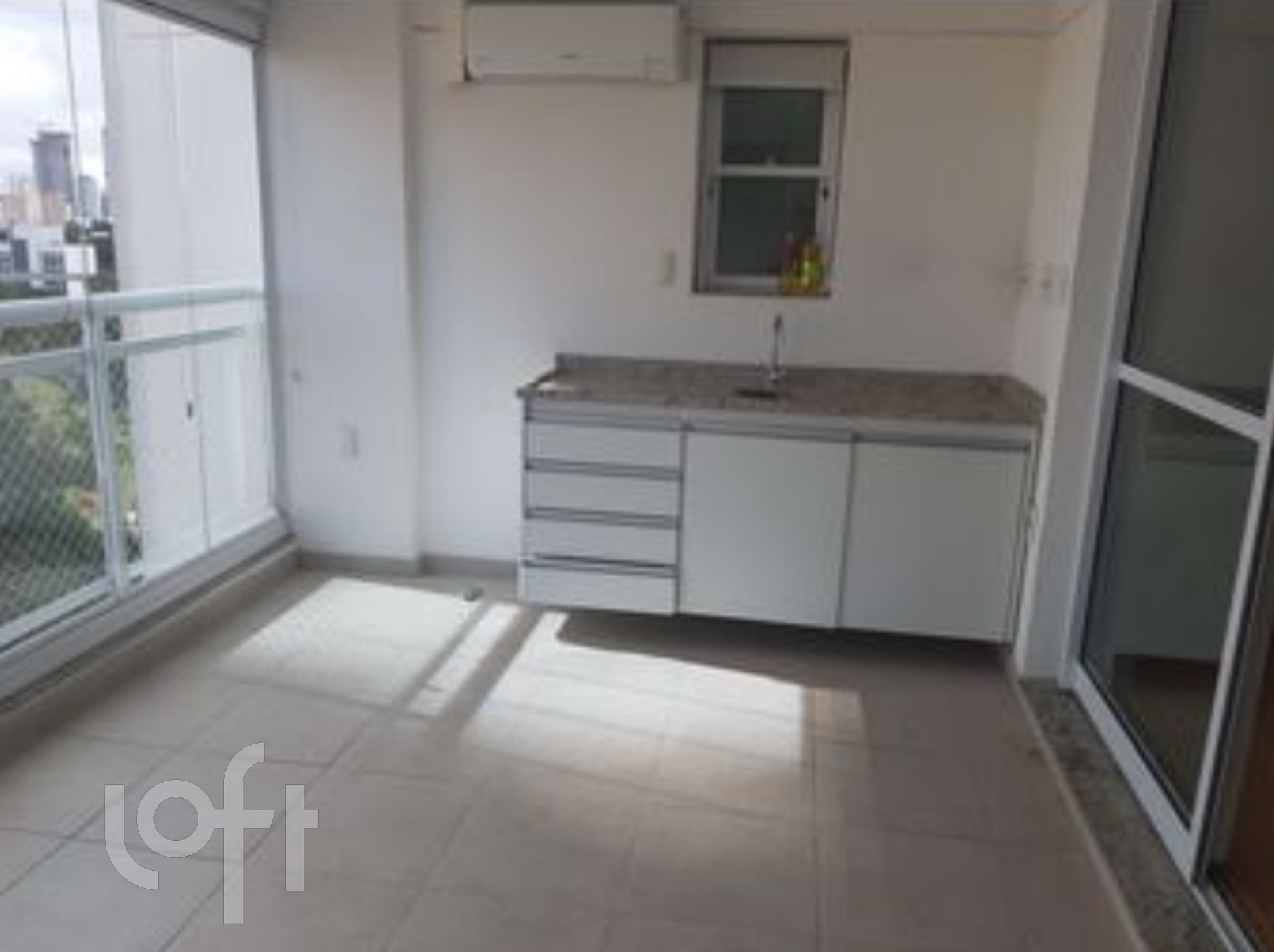 Apartamento à venda com 2 quartos, 80m² - Foto 3