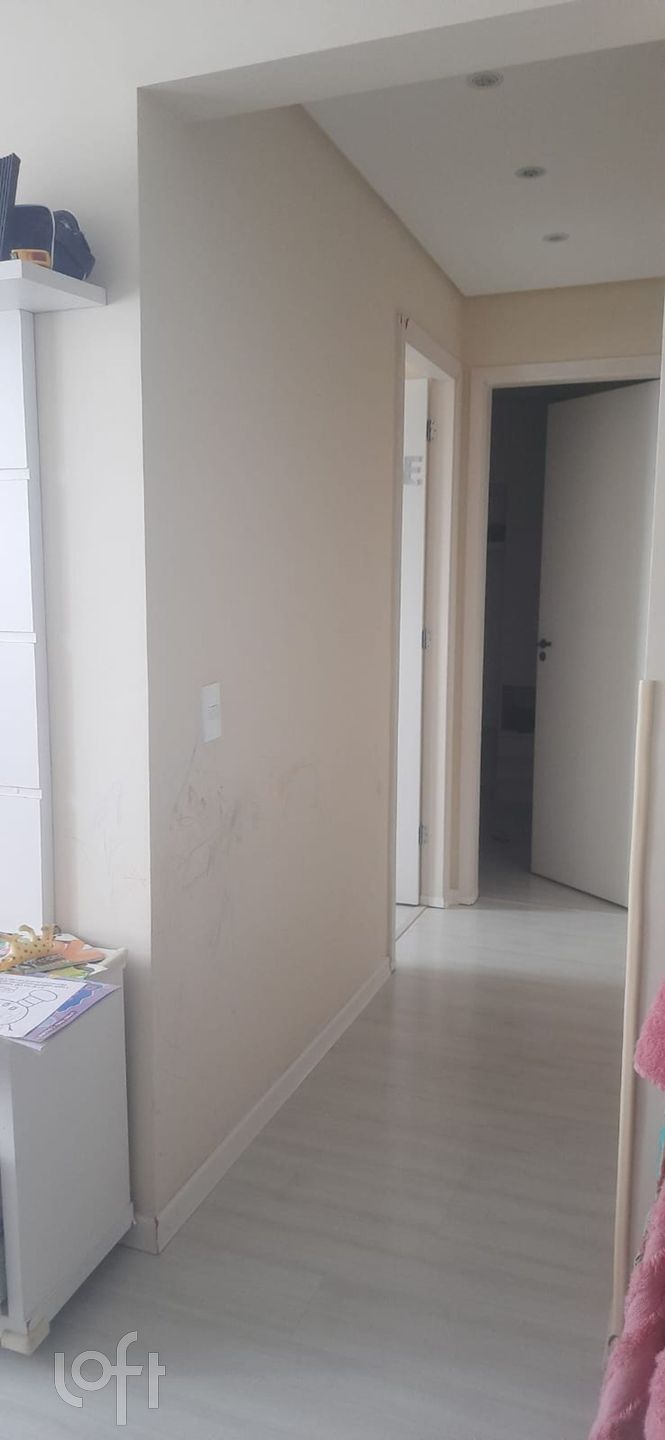 Apartamento à venda com 2 quartos, 45m² - Foto 2