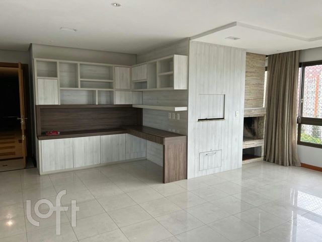 Apartamento com 112m², 3 dormitórios, 1 suíte, 2 vagas, Higienópolis em Porto Alegre