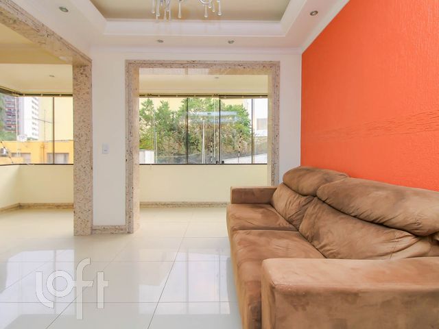 Apartamento com 75m², 2 dormitórios, 1 suíte, 1 vaga, Petrópolis em Porto Alegre