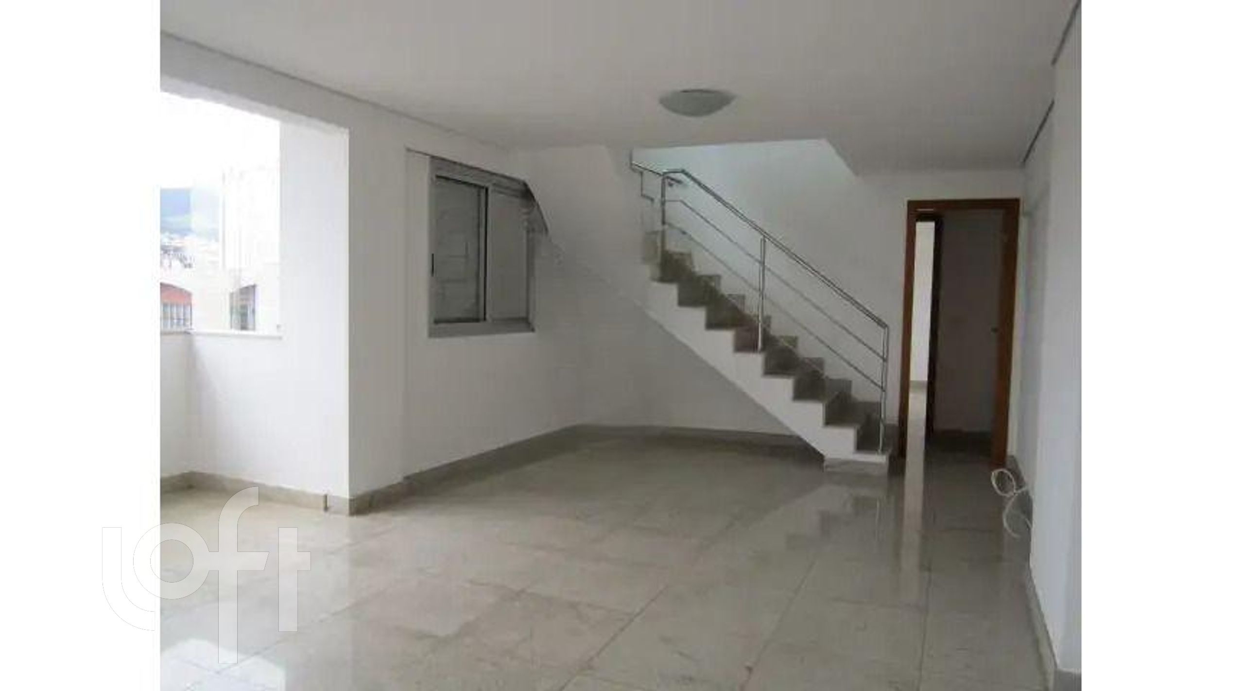 Apartamento à venda com 3 quartos, 147m² - Foto 1