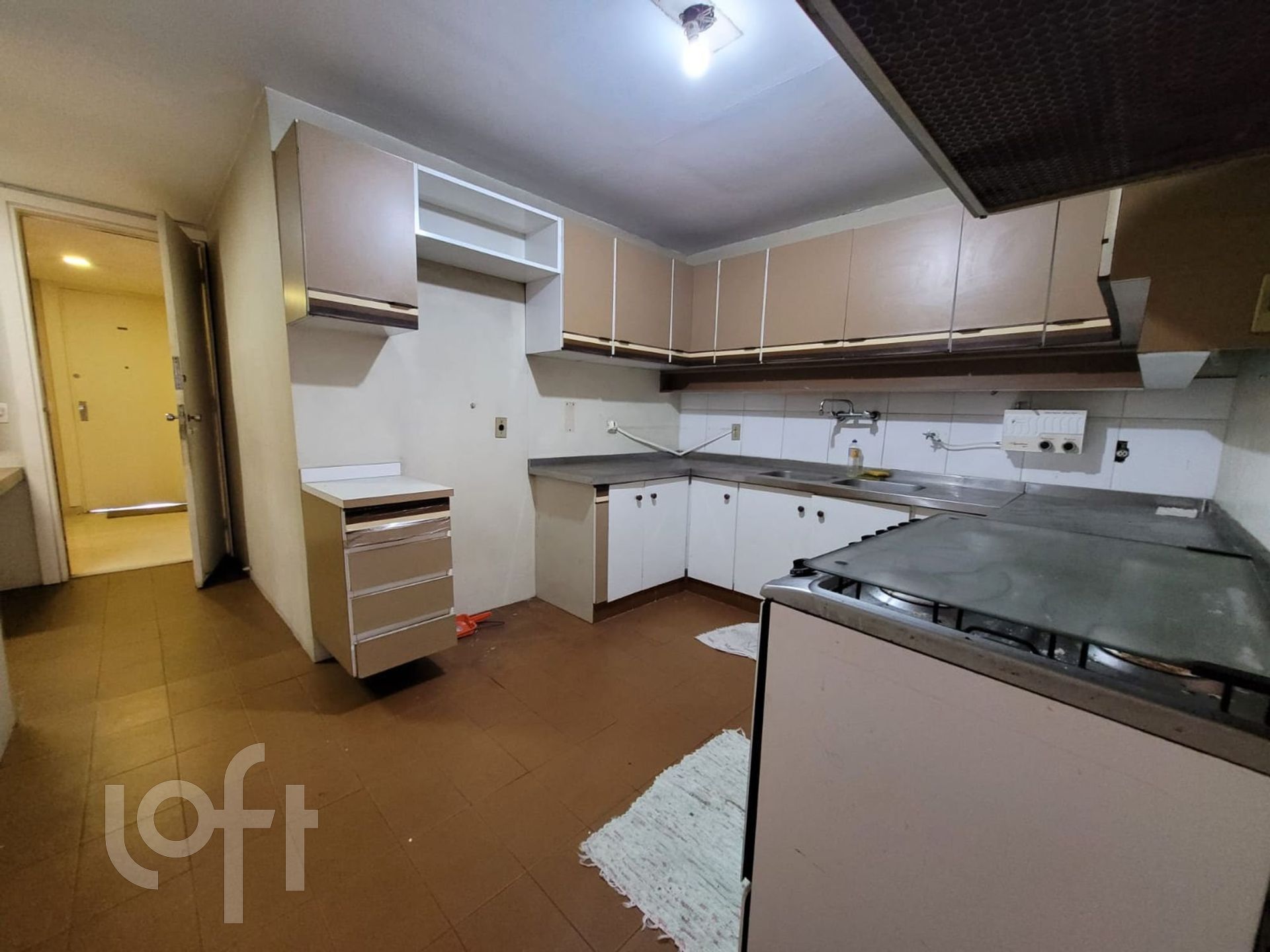 Apartamento à venda com 4 quartos, 166m² - Foto 11