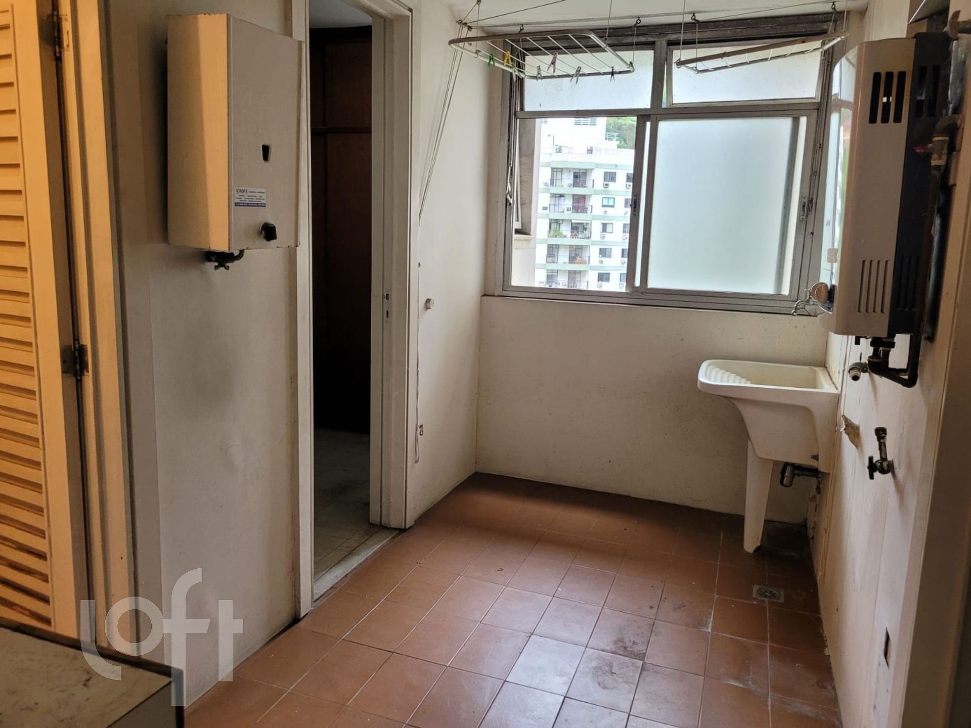 Apartamento à venda com 4 quartos, 166m² - Foto 10