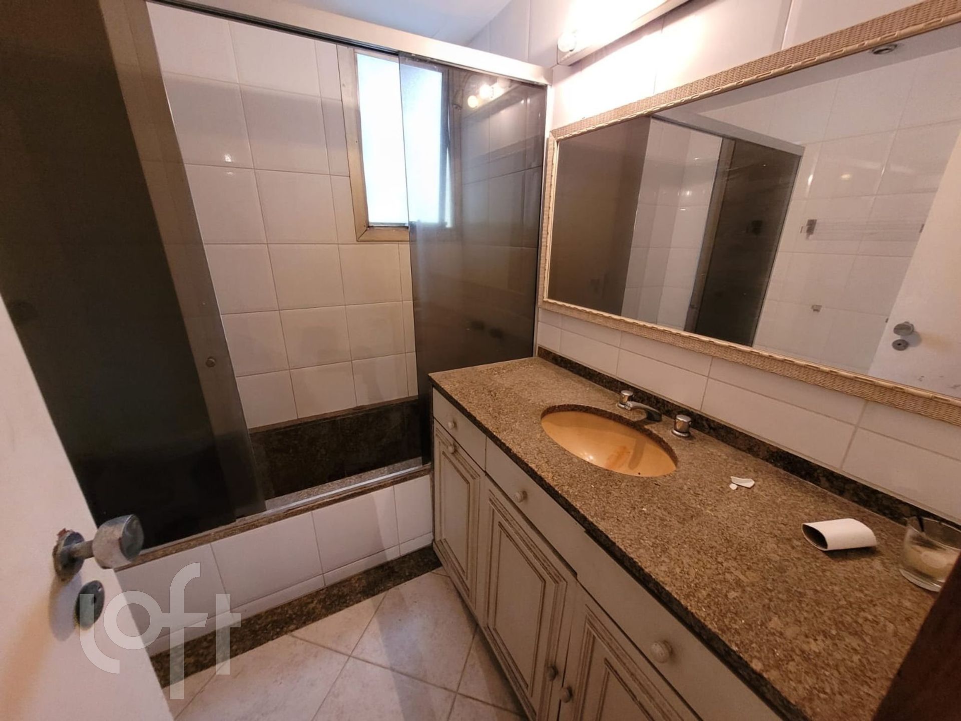 Apartamento à venda com 4 quartos, 166m² - Foto 17