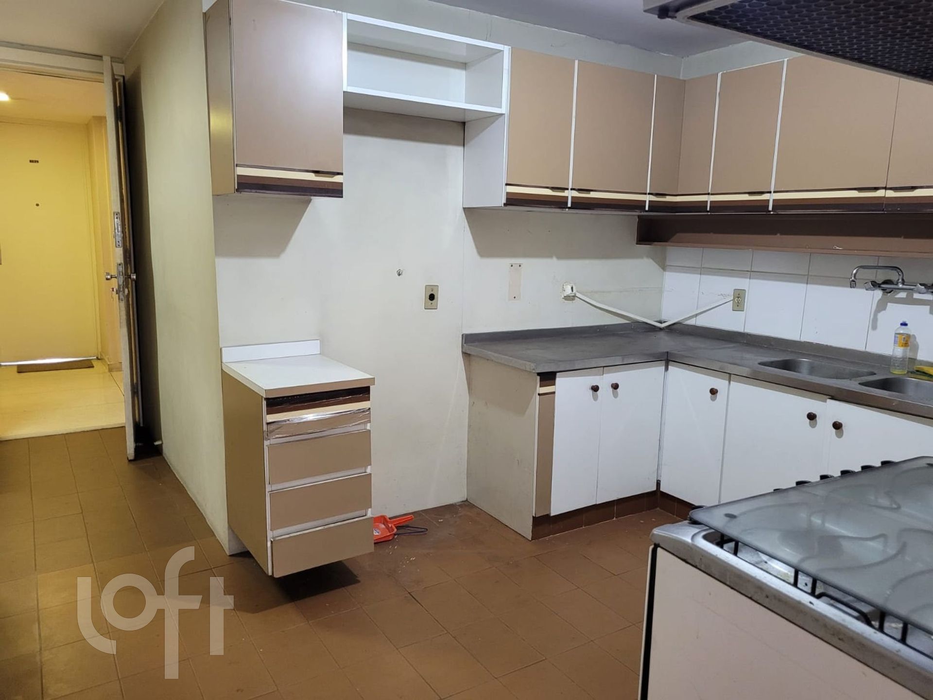 Apartamento à venda com 4 quartos, 166m² - Foto 12