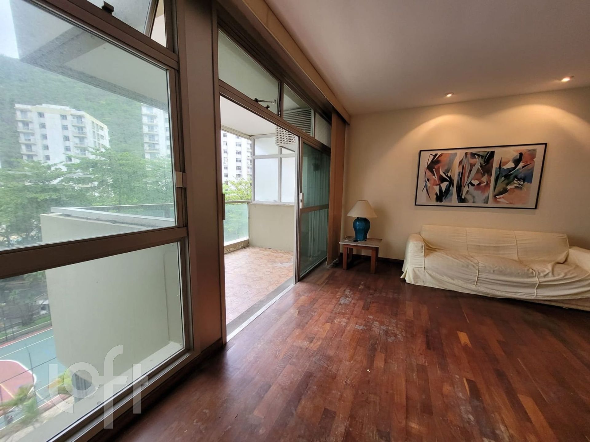 Apartamento à venda com 4 quartos, 166m² - Foto 6