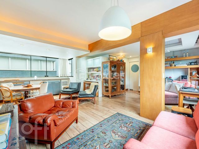 Apartamento com 97m², 2 dormitórios, 1 suíte, 2 vagas, Rio Branco em Porto Alegre