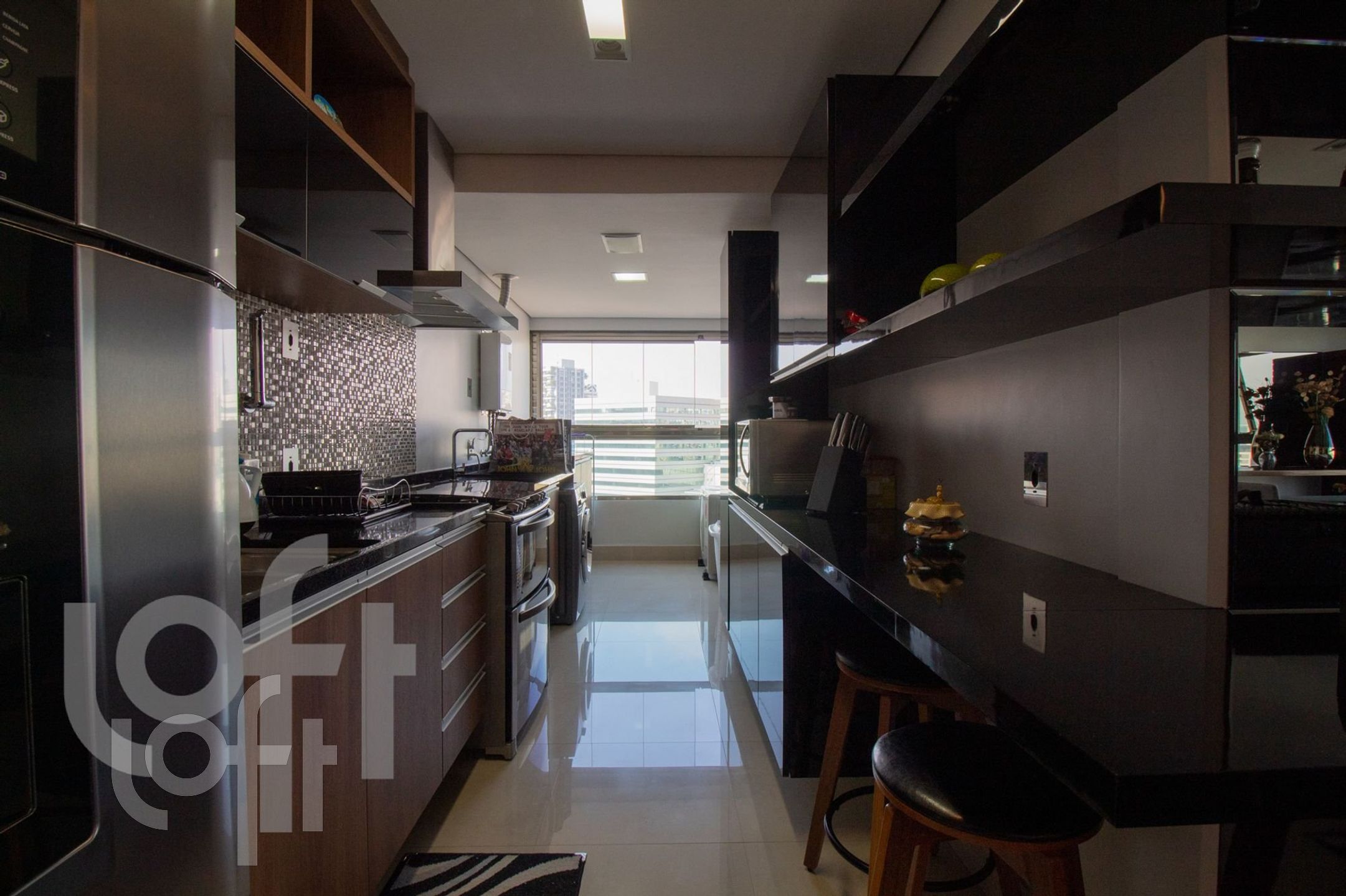 Apartamento à venda com 1 quarto, 70m² - Foto 28