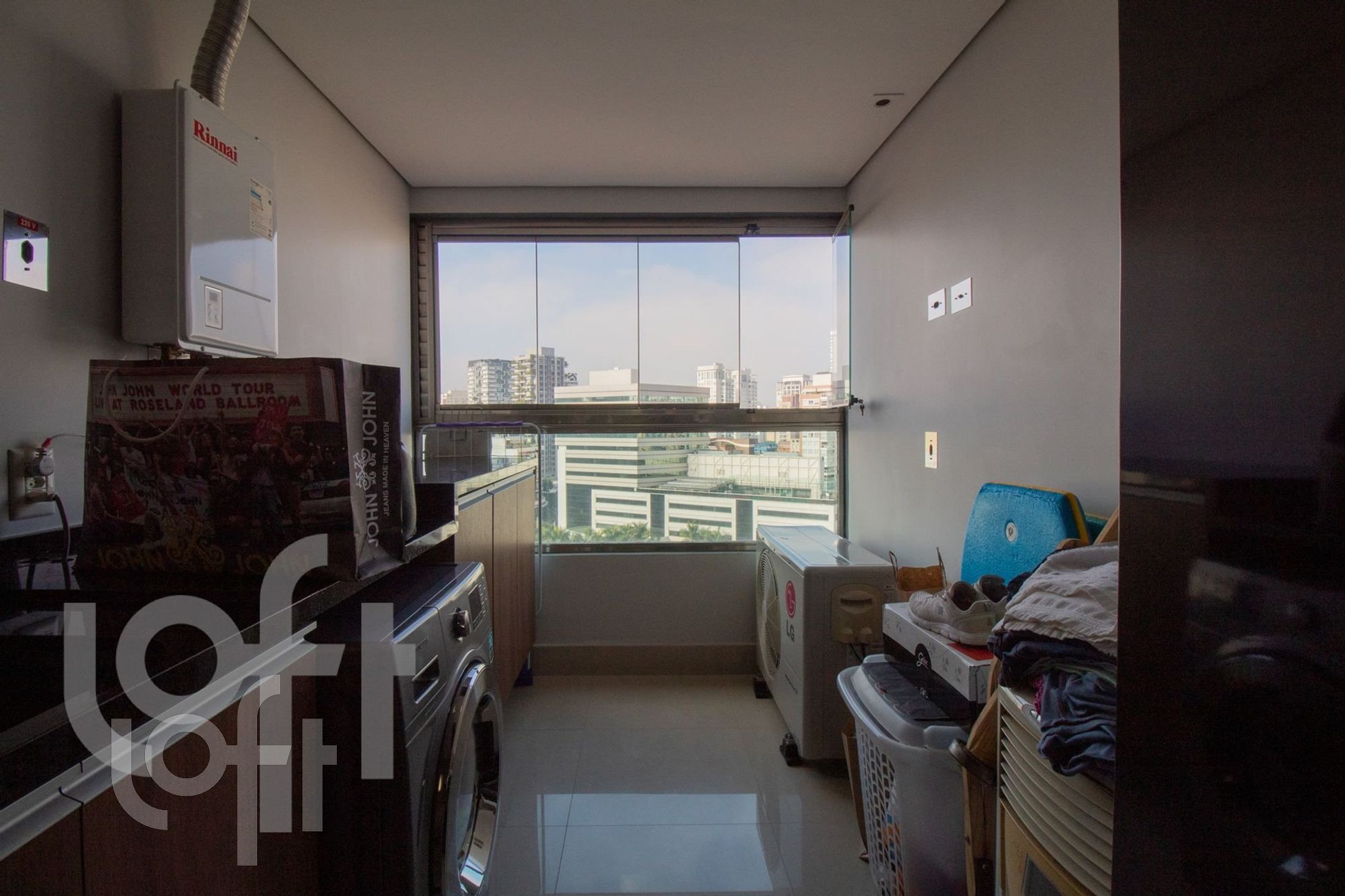 Apartamento à venda com 1 quarto, 70m² - Foto 23