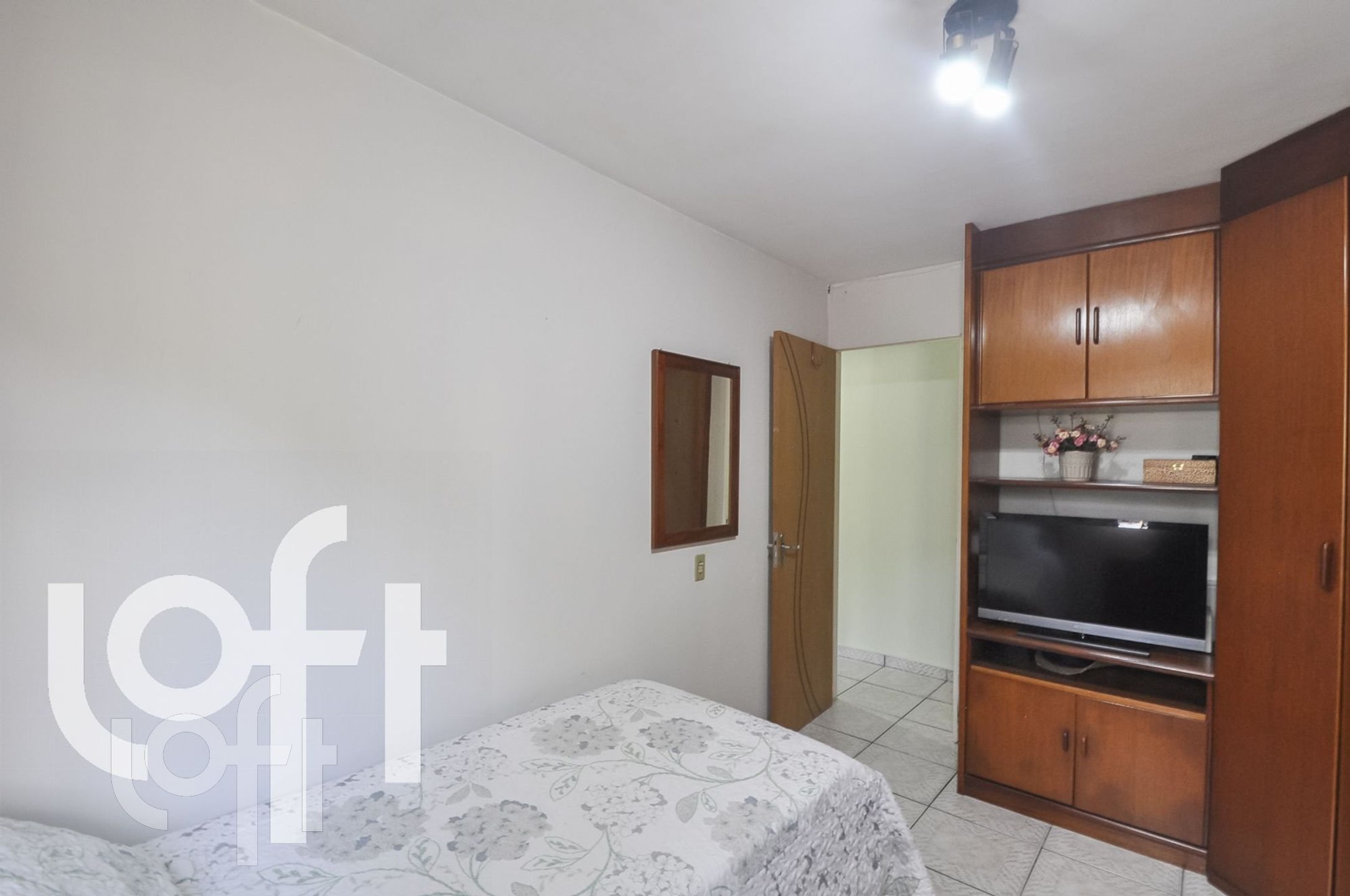 Apartamento à venda com 2 quartos, 62m² - Foto 11