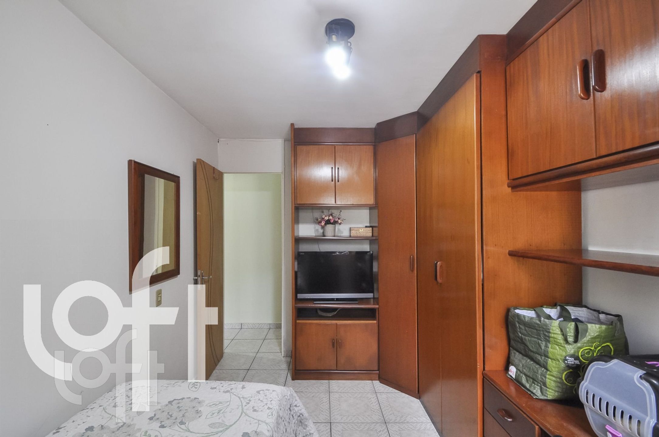 Apartamento à venda com 2 quartos, 62m² - Foto 4