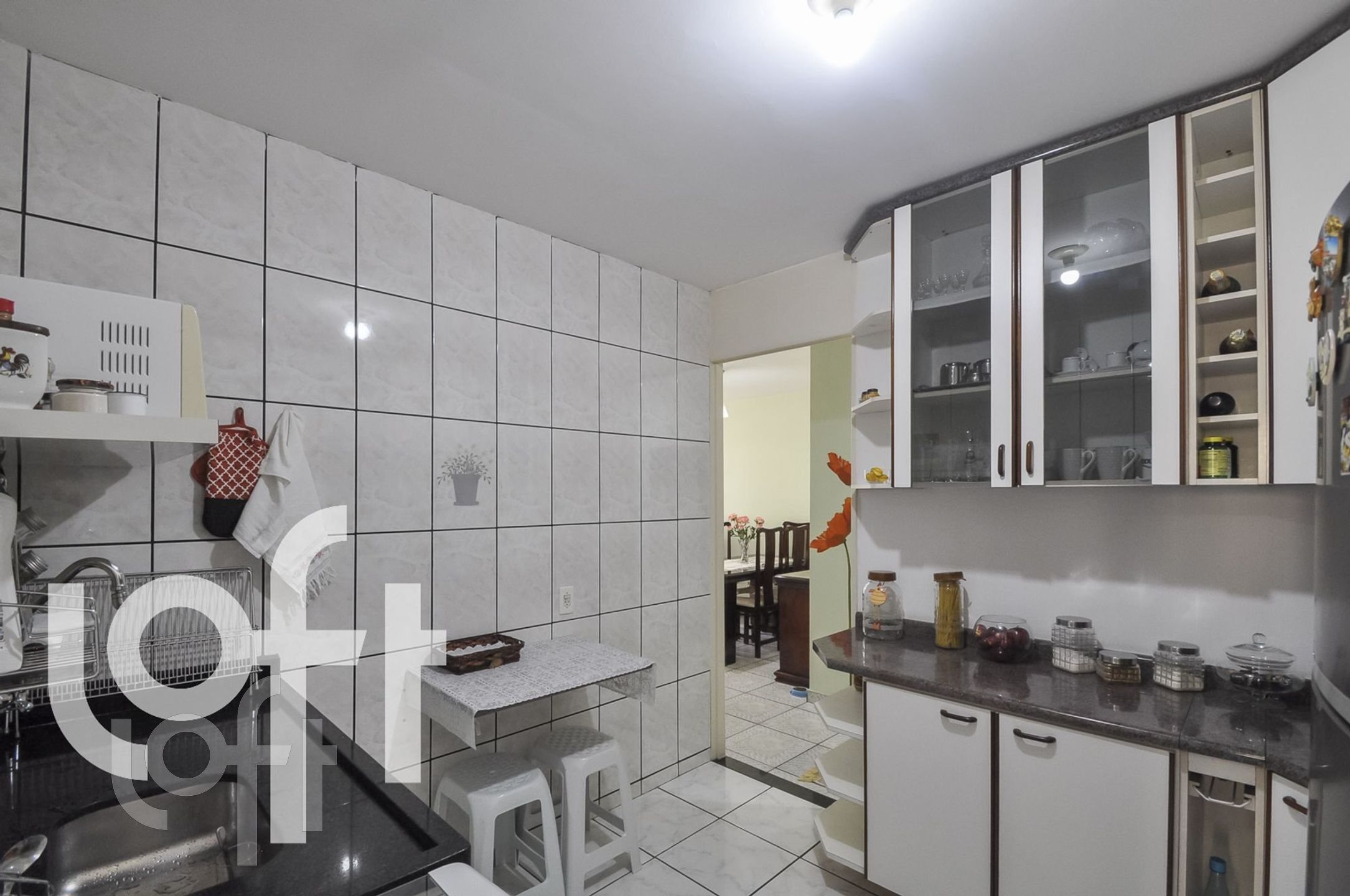 Apartamento à venda com 2 quartos, 62m² - Foto 20