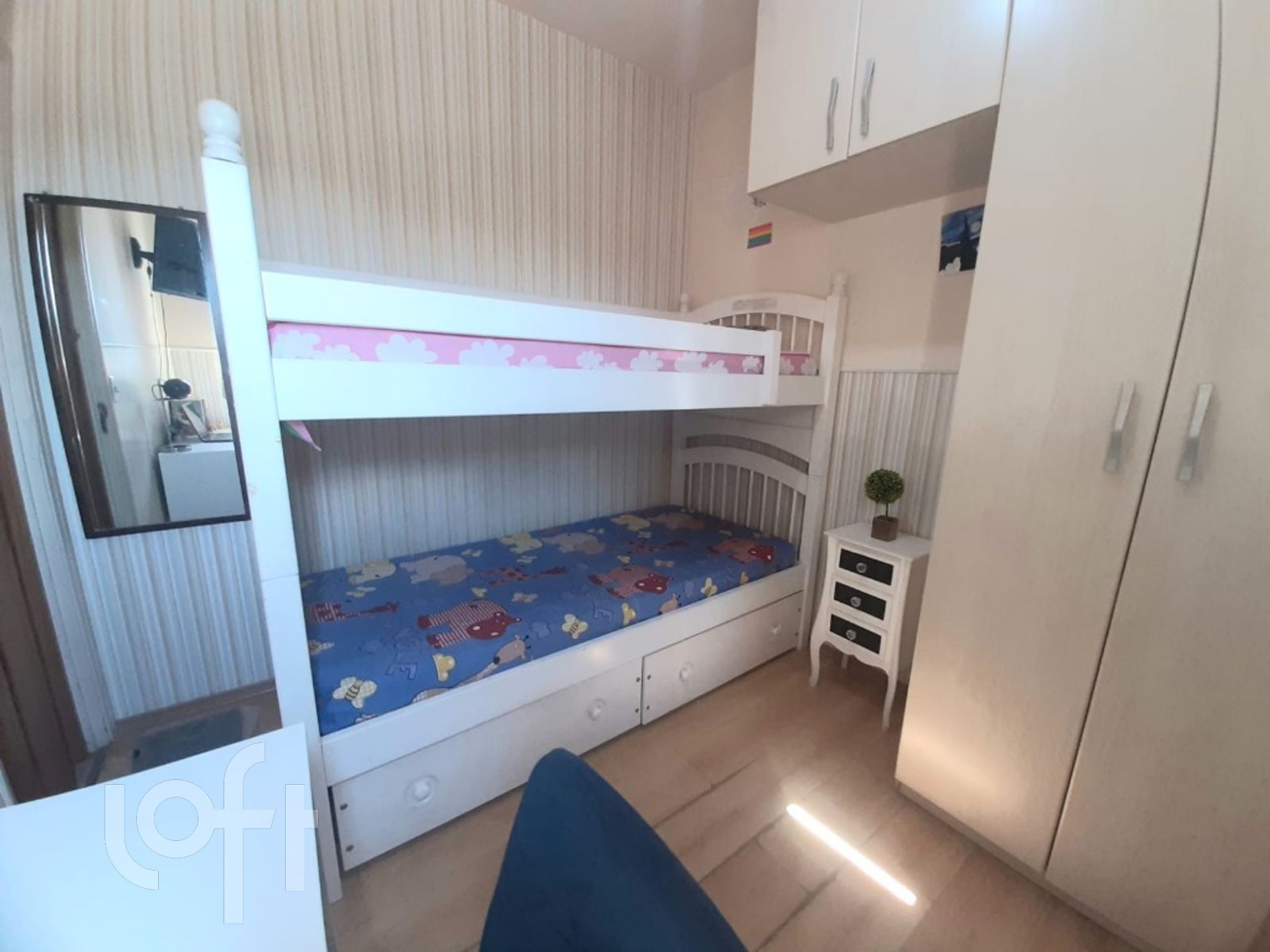 Apartamento à venda com 2 quartos, 51m² - Foto 2