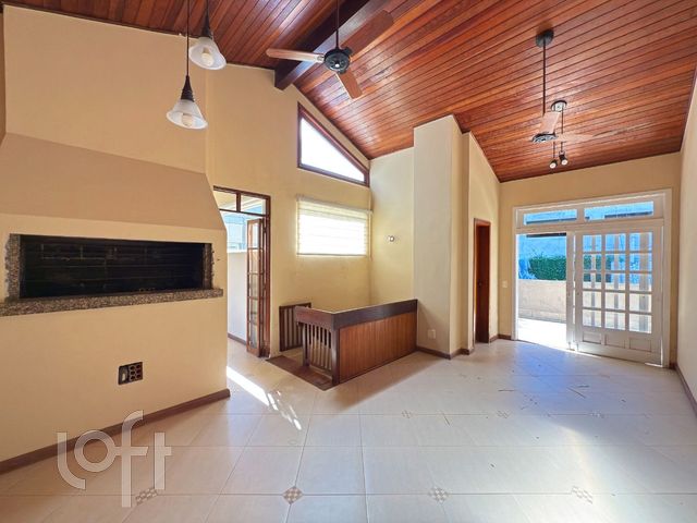 Apartamento com 233m², 3 dormitórios, 1 suíte, 2 vagas, Bela Vista em Porto Alegre