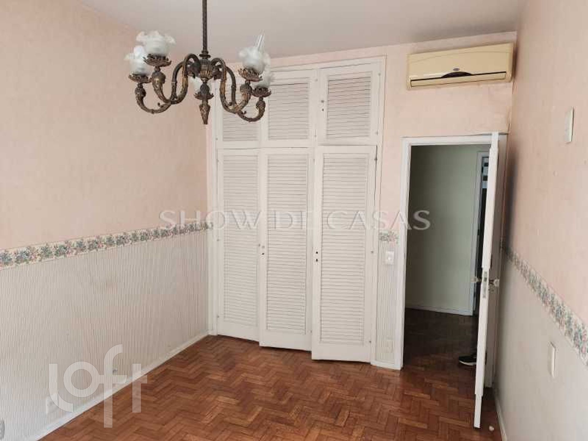 Apartamento à venda com 3 quartos, 230m² - Foto 7