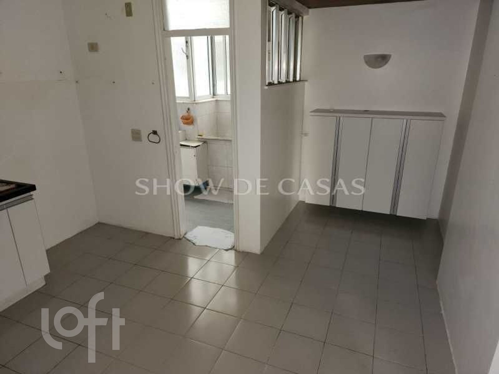 Apartamento à venda com 3 quartos, 230m² - Foto 16