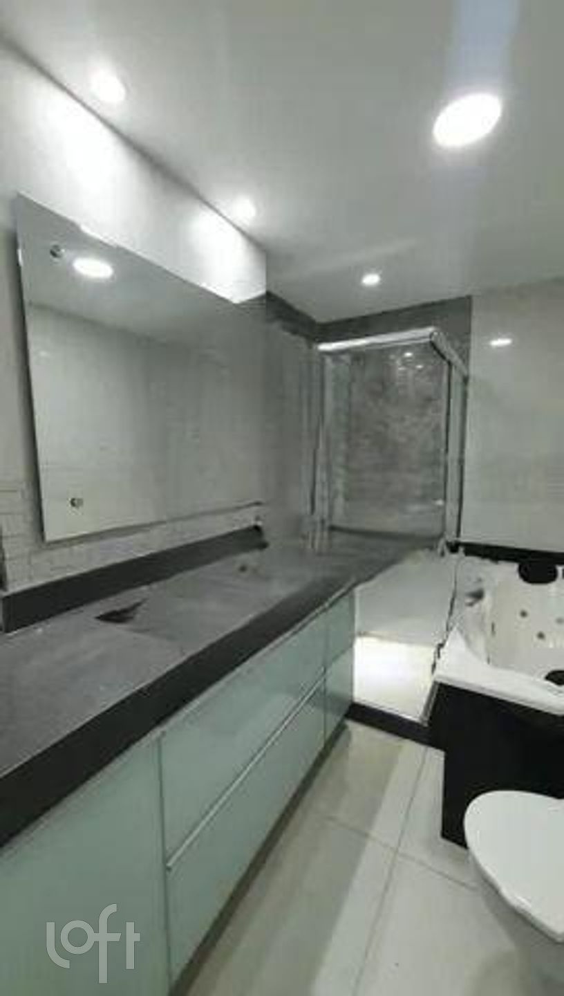 Apartamento à venda com 3 quartos, 175m² - Foto 19