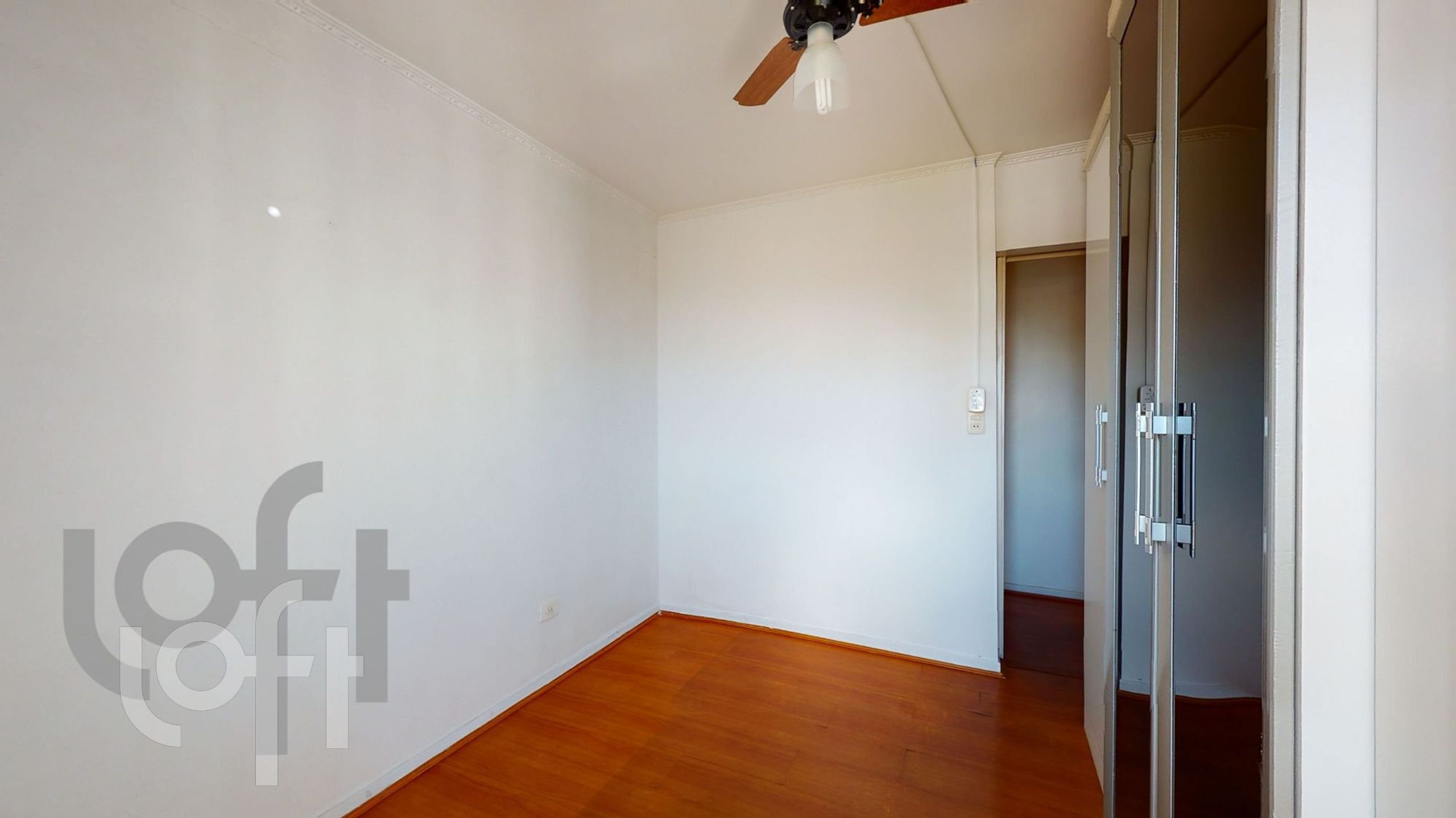 Apartamento à venda com 2 quartos, 70m² - Foto 5