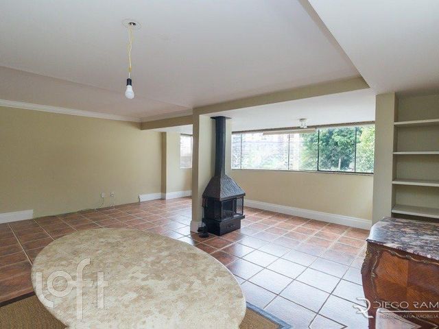 Apartamento com 136m², 3 dormitórios, 1 suíte, 2 vagas, Bela Vista em Porto Alegre