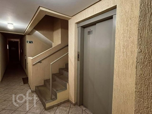 Apartamento com 74m², 2 dormitórios, 1 suíte, 1 vaga, Auxiliadora em Porto Alegre
