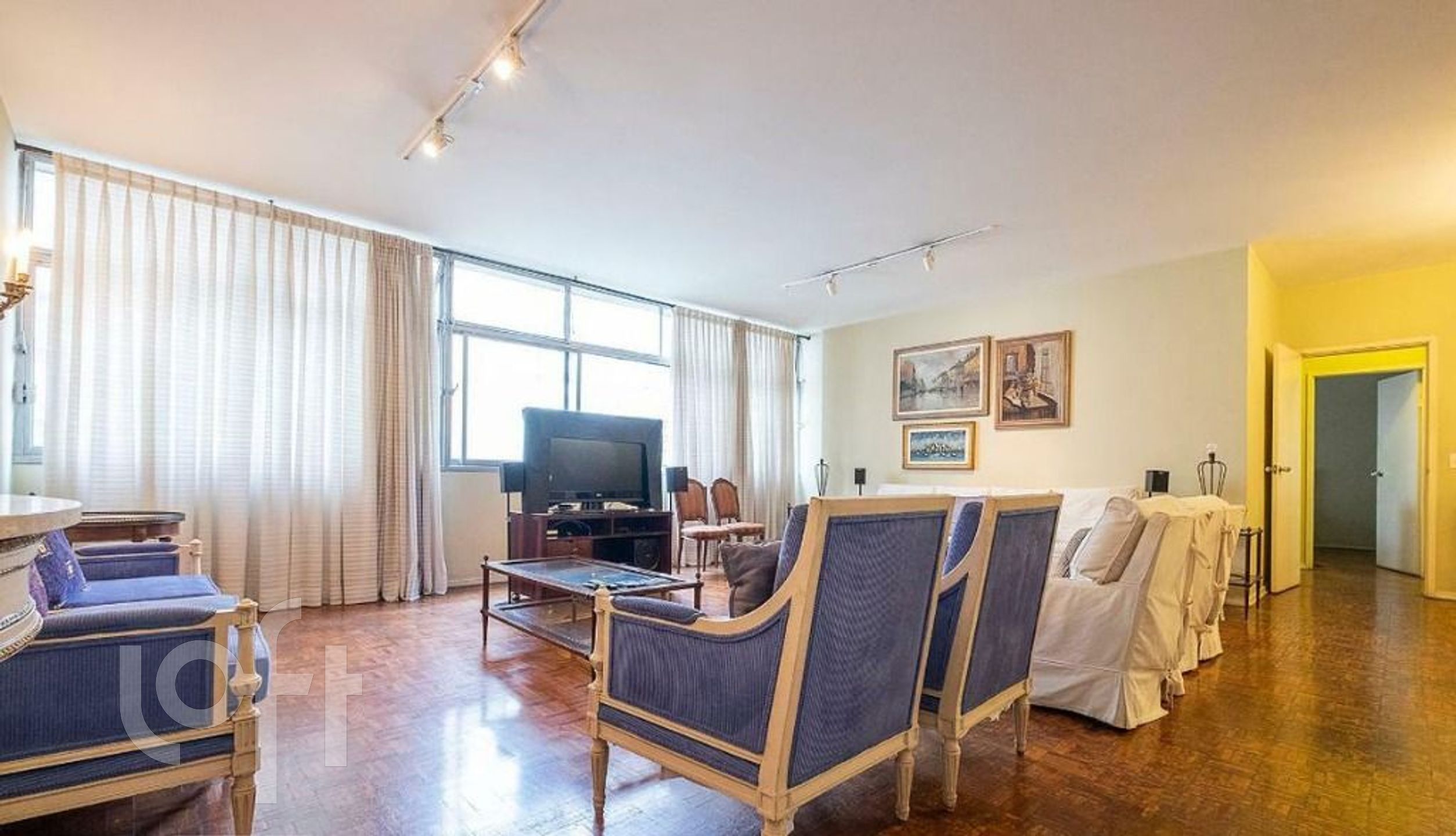 Apartamento à venda com 3 quartos, 195m² - Foto 1