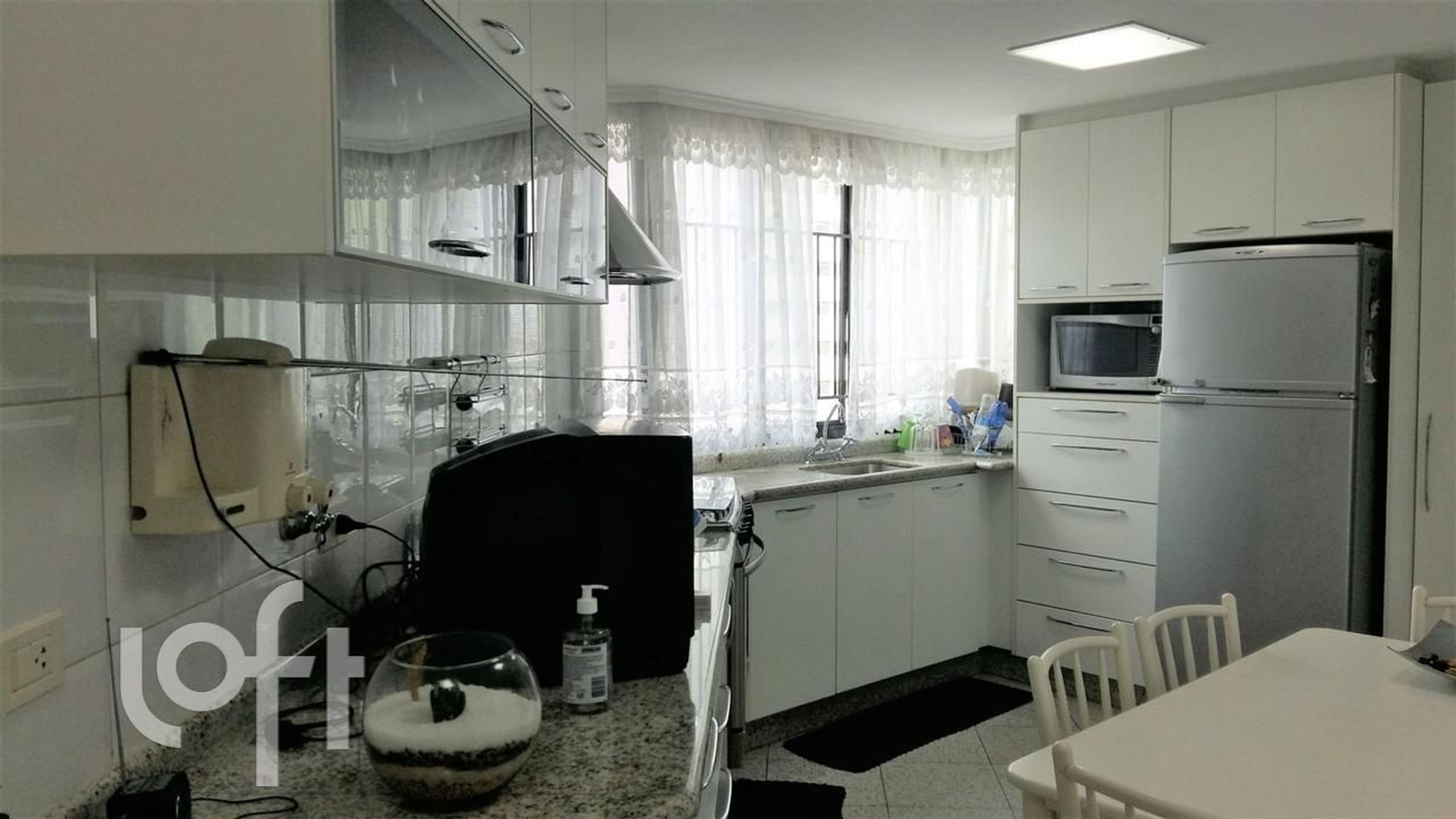 Apartamento à venda com 4 quartos, 255m² - Foto 8