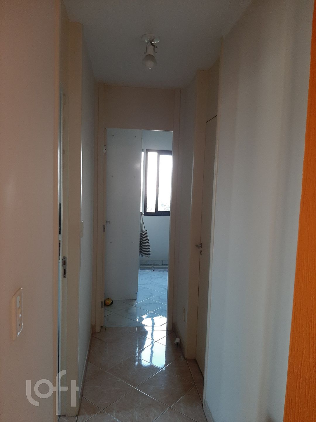 Apartamento à venda com 1 quarto, 54m² - Foto 4