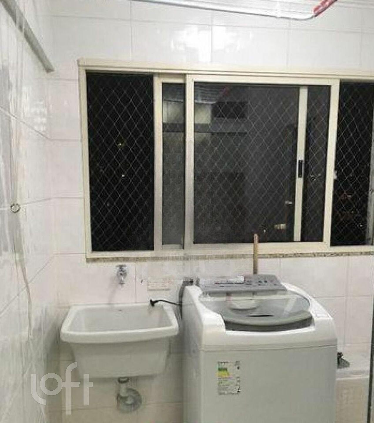 Apartamento à venda com 2 quartos, 58m² - Foto 2