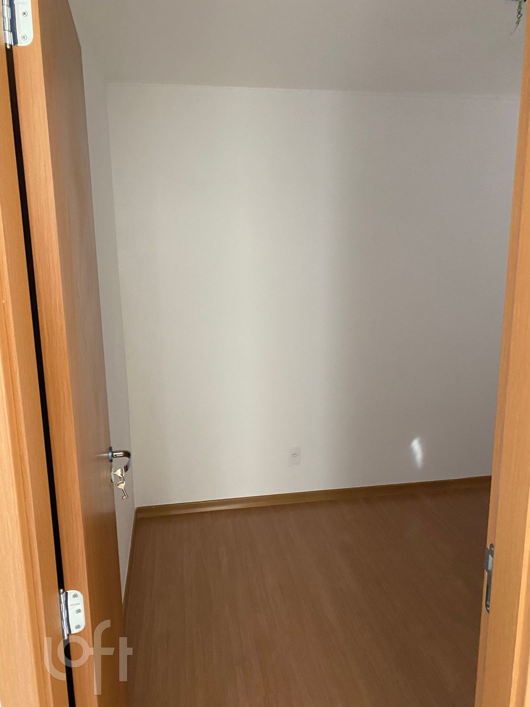 Apartamento à venda com 2 quartos, 44m² - Foto 6