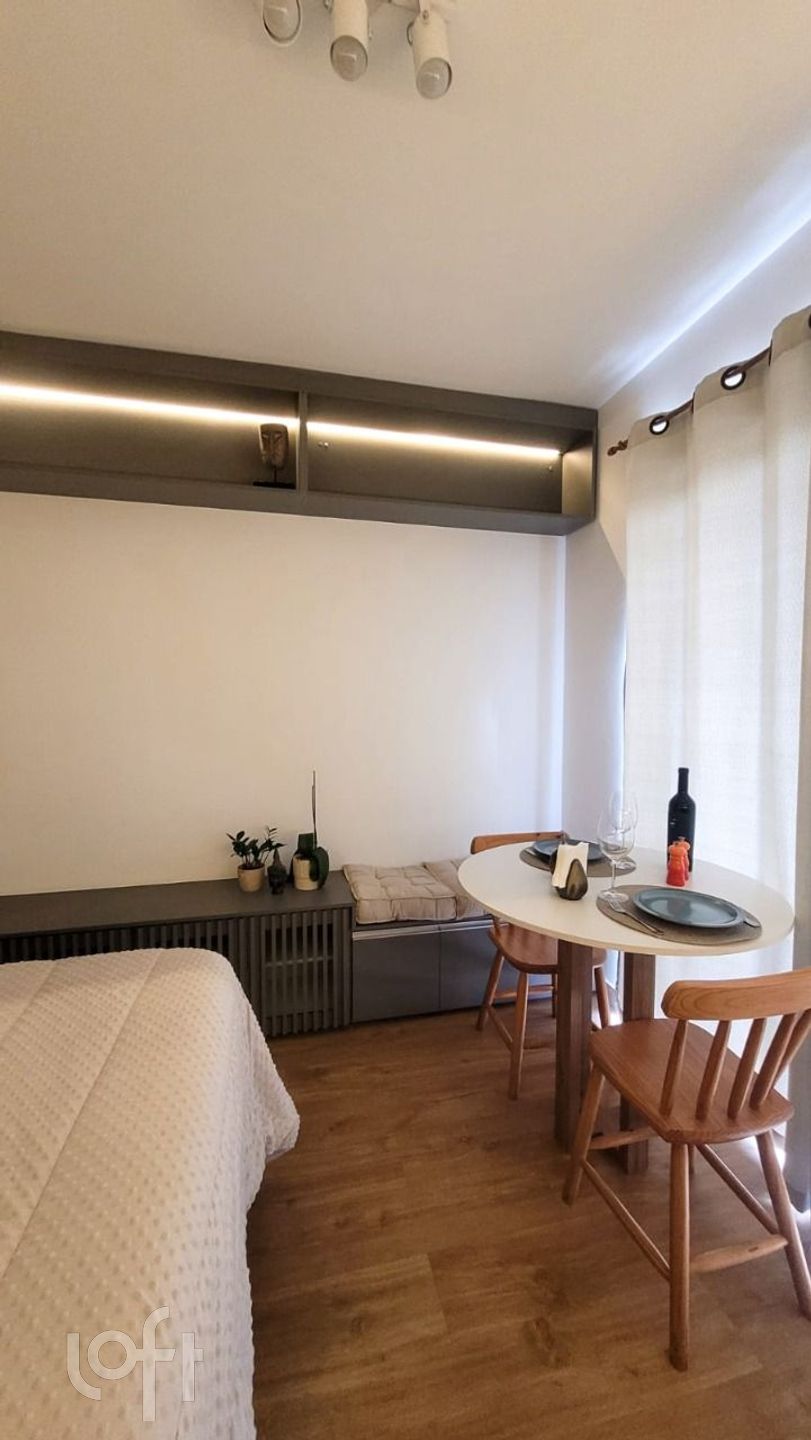 Apartamento à venda com 1 quarto, 29m² - Foto 10