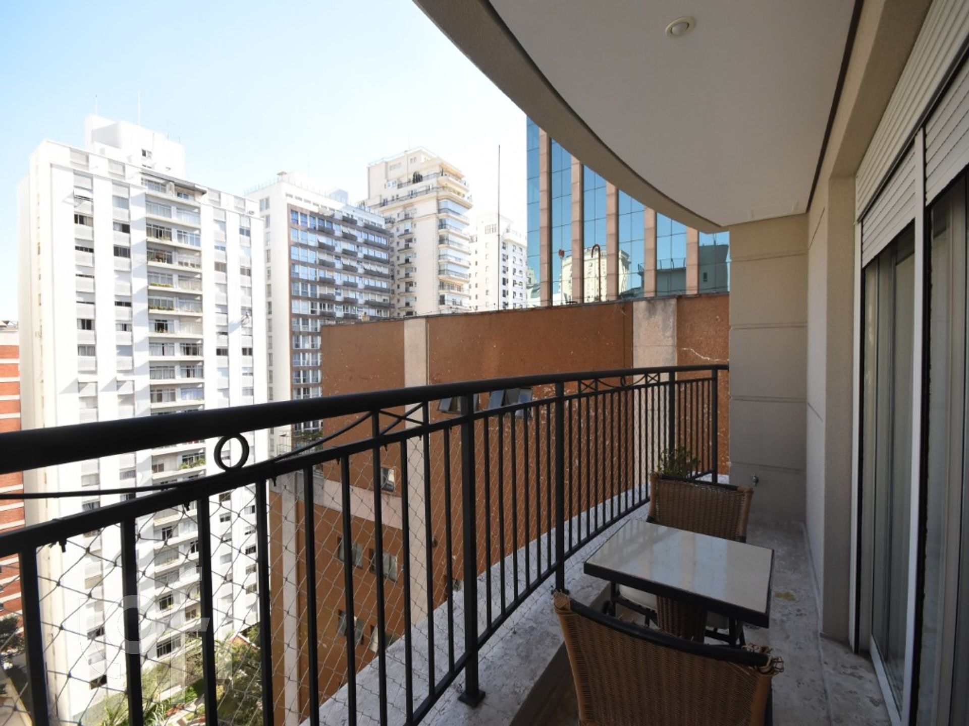 Apartamento à venda com 4 quartos, 367m² - Foto 3