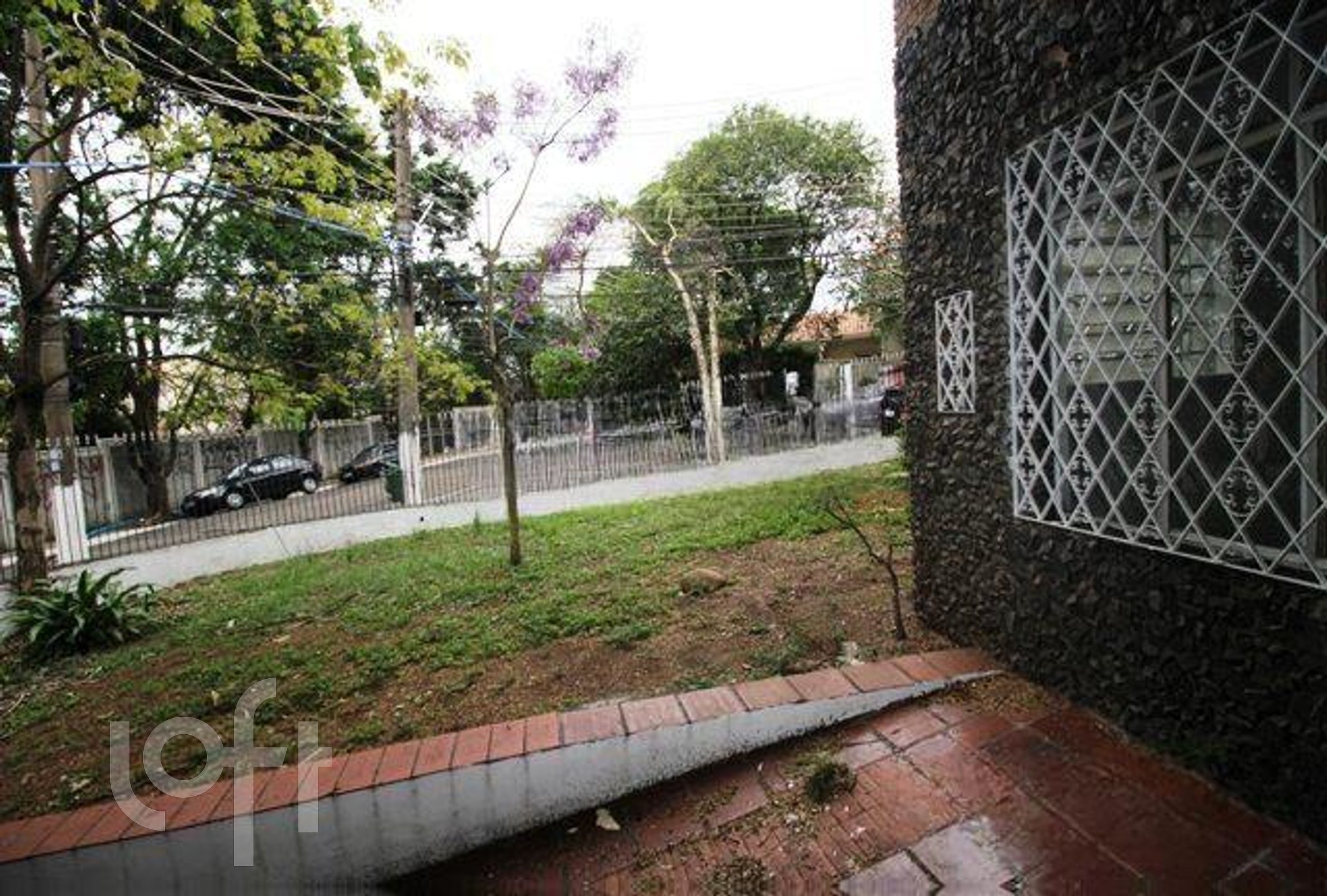 Casa à venda com 3 quartos, 250m² - Foto 2