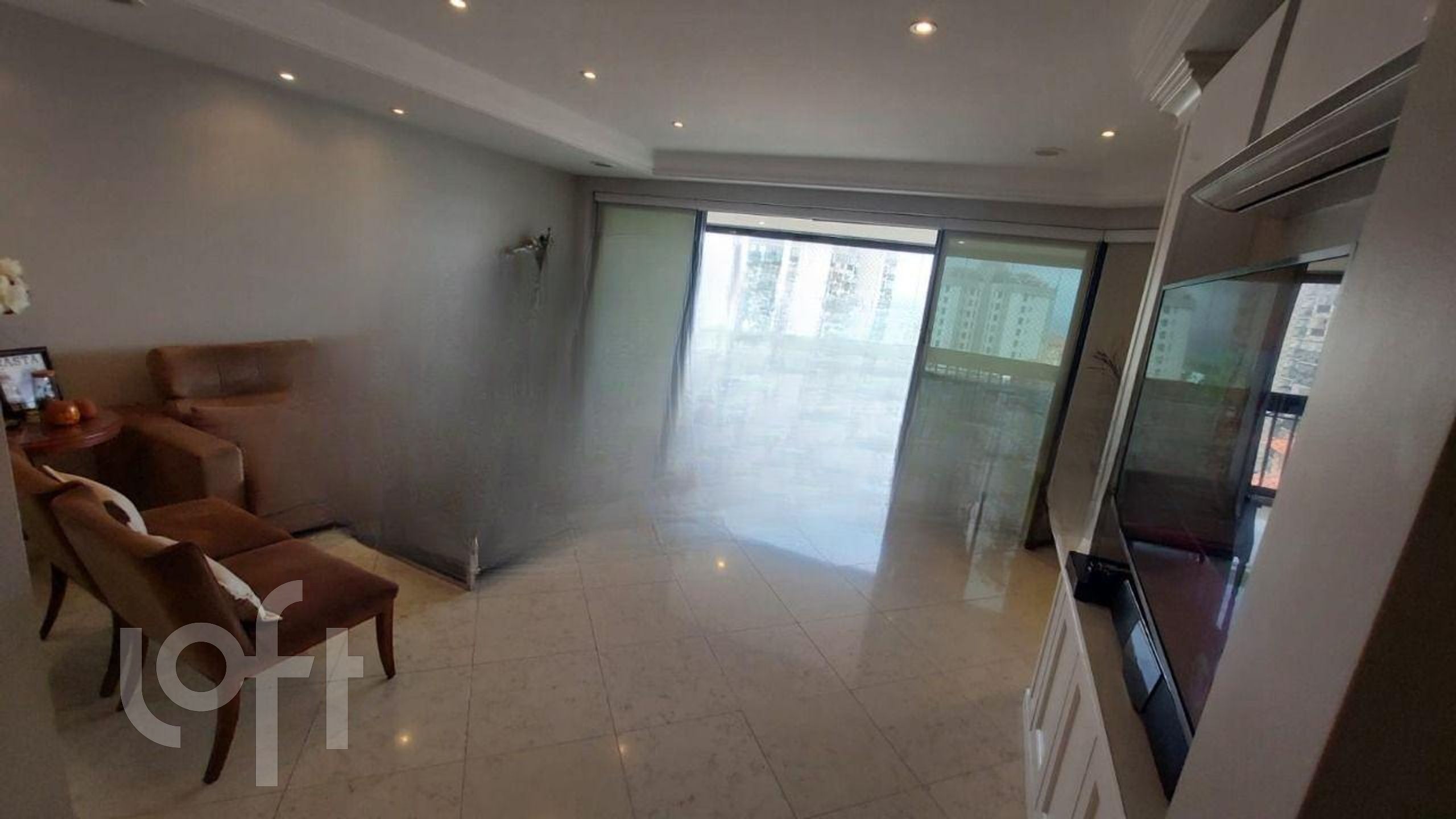 Apartamento à venda com 4 quartos, 181m² - Foto 3