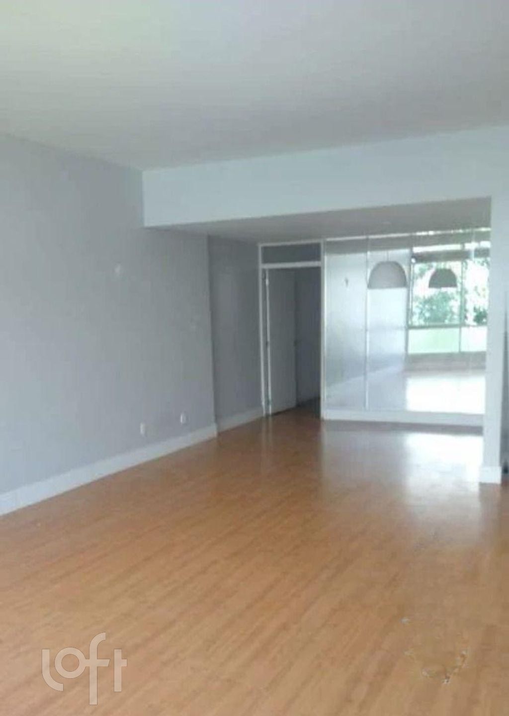 Apartamento à venda com 3 quartos, 140m² - Foto 2