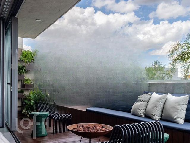 Apartamento com 203m², 3 dormitórios, 3 suítes, 2 vagas, Três Figueiras em Porto Alegre