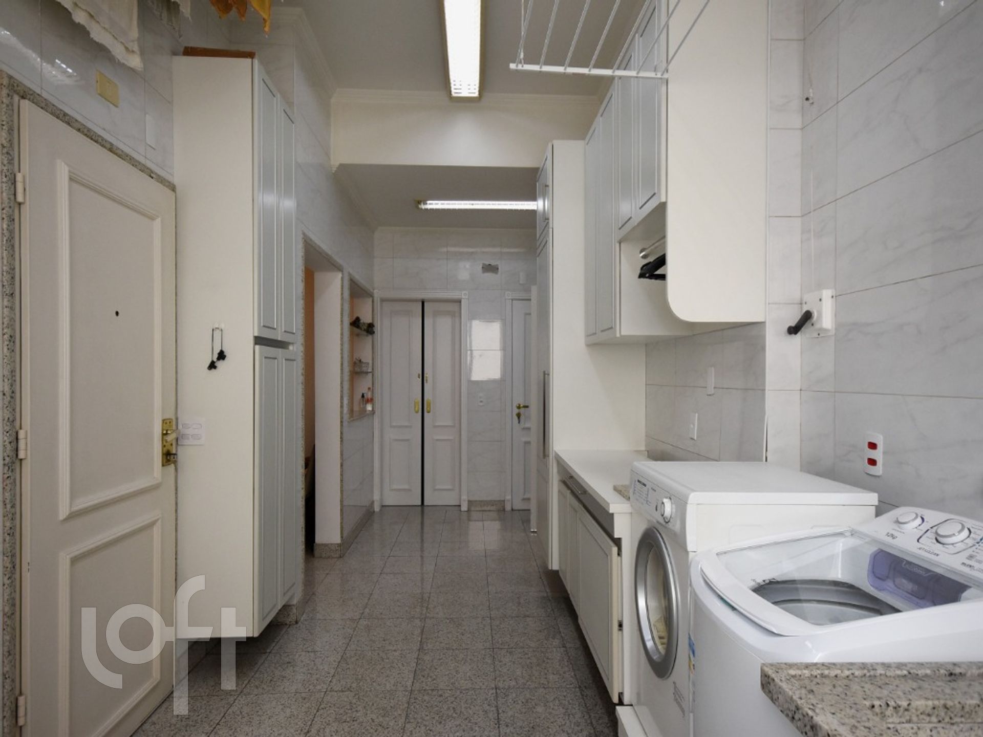 Apartamento à venda com 4 quartos, 588m² - Foto 4