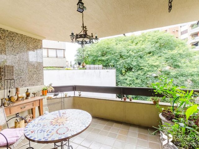 Apartamento com 216m², 4 dormitórios, 2 suítes, 3 vagas, Bela Vista em Porto Alegre