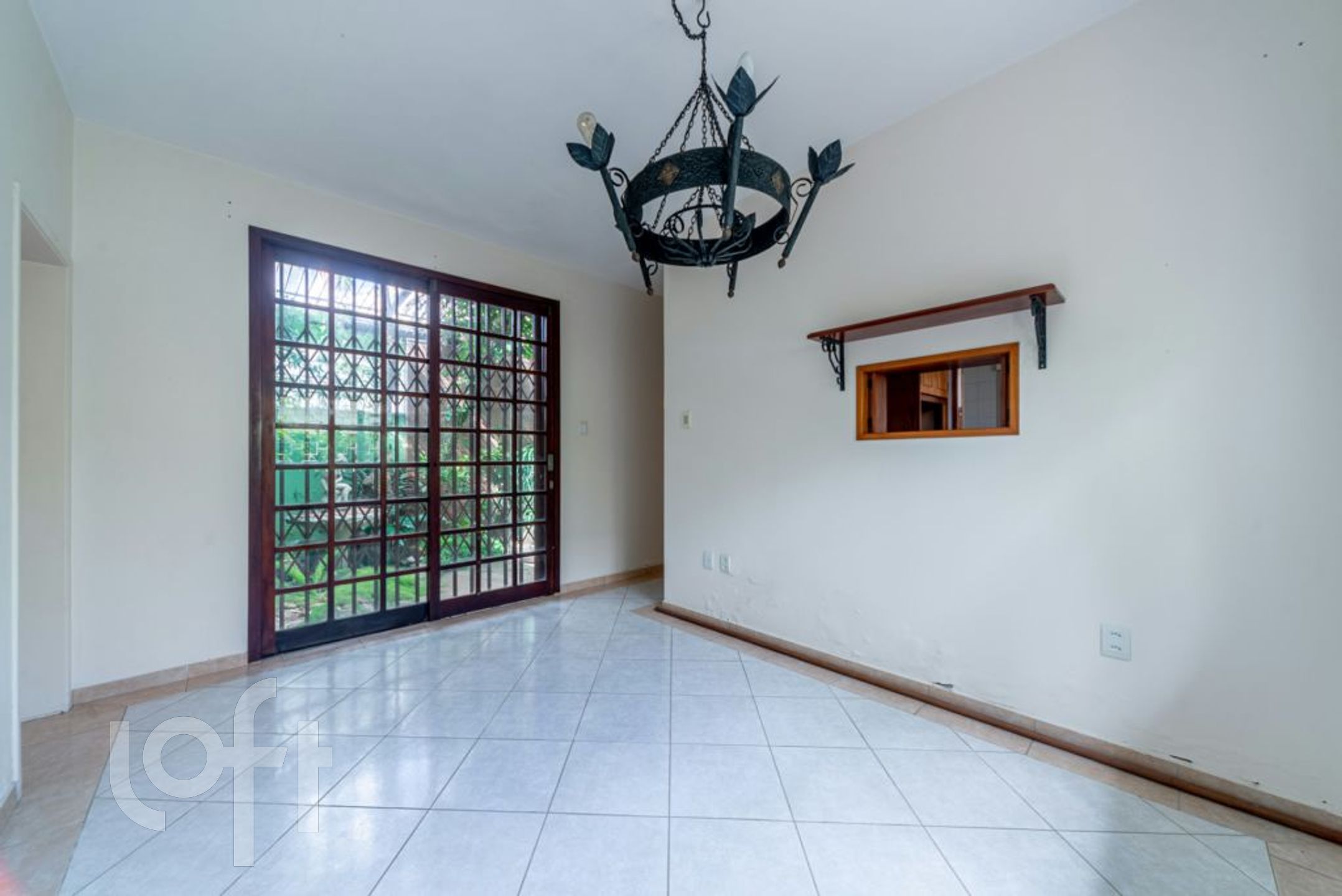 Casa com 290m², 3 dormitórios, 1 suíte, 1 vaga, Cristo Redentor em Porto Alegre