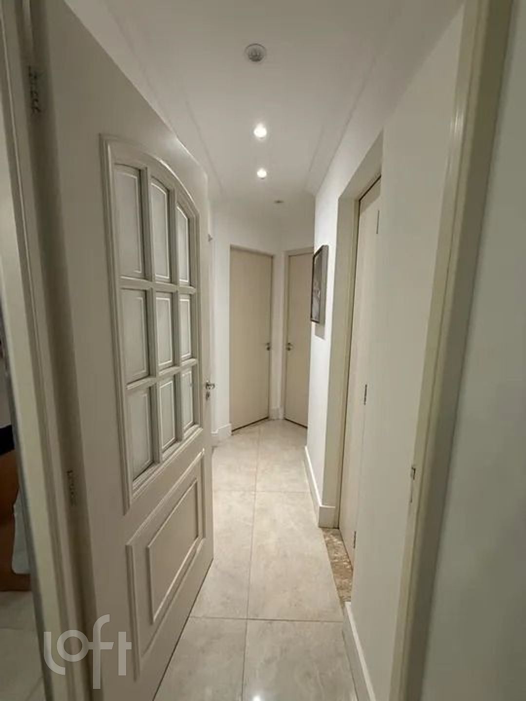 Apartamento à venda com 3 quartos, 144m² - Foto 9