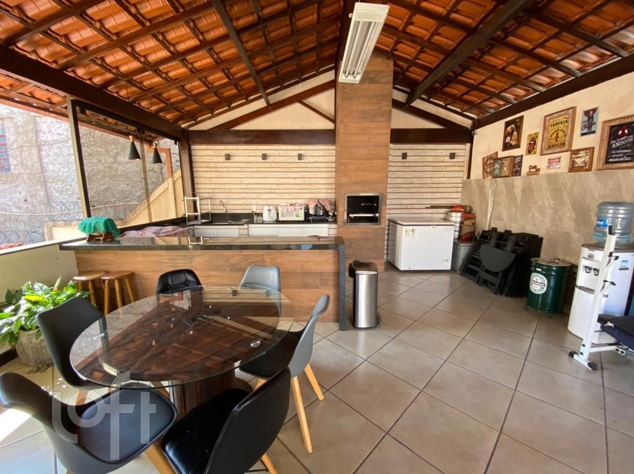 Casa à venda com 4 quartos, 300m² - Foto 18