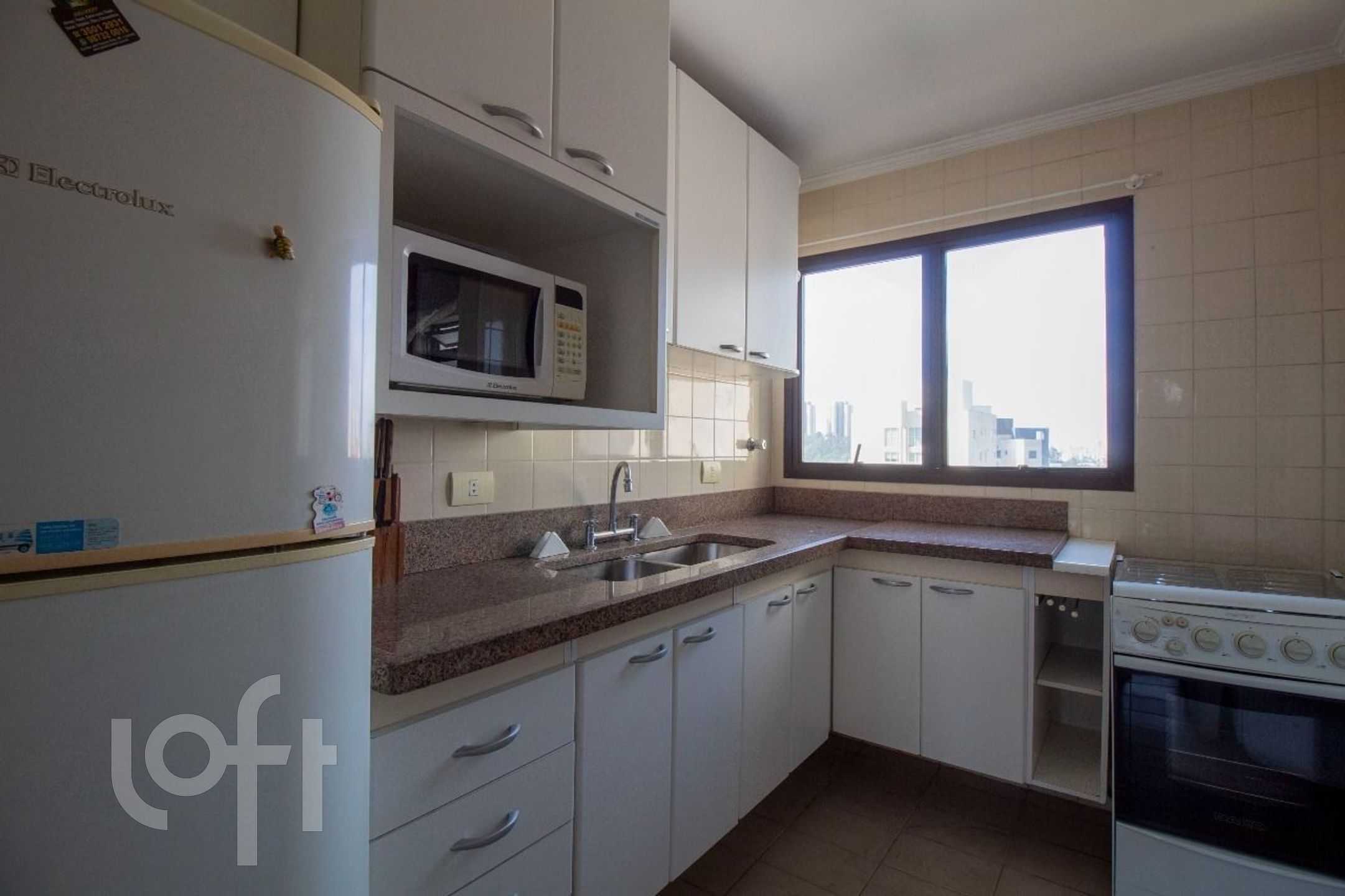 Apartamento à venda com 3 quartos, 100m² - Foto 13