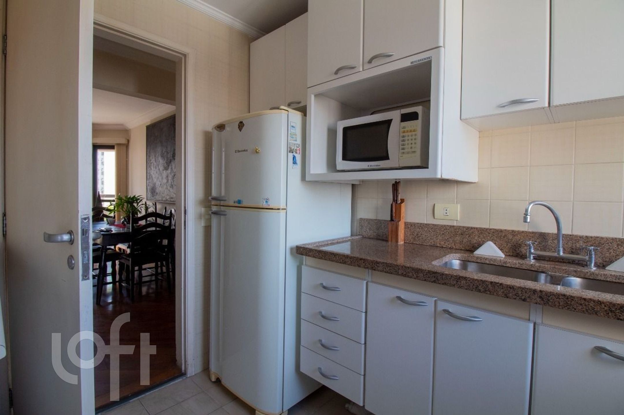 Apartamento à venda com 3 quartos, 100m² - Foto 14